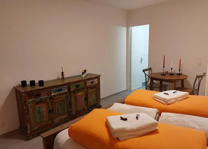 El Destino Apartments