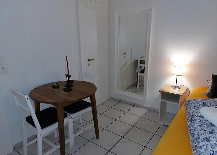 El Destino Apartments